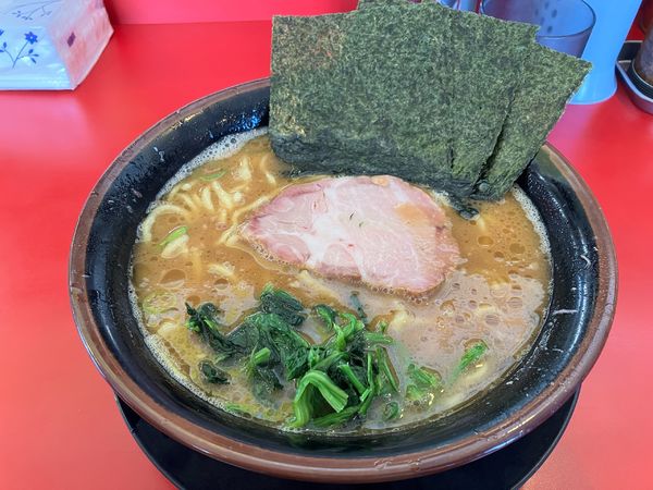 「ラーメン中盛」@家系ラーメン 熊田家の写真