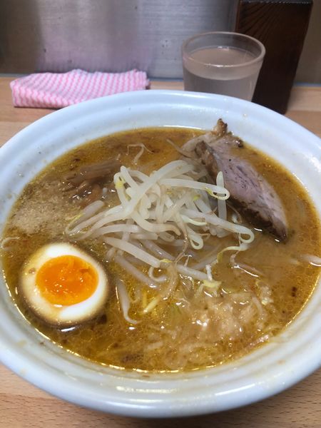 「味噌ラーメン　900円　ライス無料」@麺処 帯笑の写真