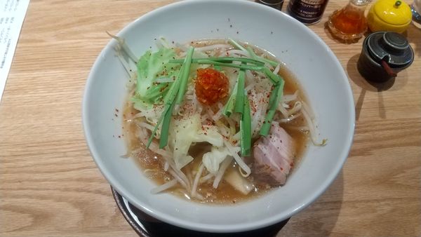 「博多モツちゃんぽん1000円」@恵比寿 肉料理ほたるの写真