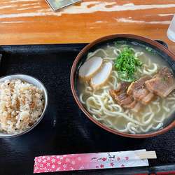 三枚肉そば　じゅーしー