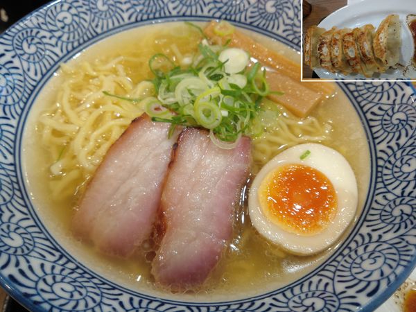 「春樹塩ラーメン　５３９円」@釜焼き叉焼つけ麺 五代目春樹 北千住店の写真