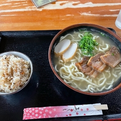 ゆたかやそばの画像