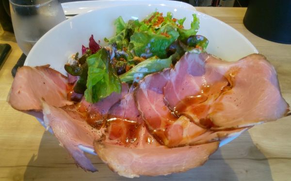 「レアチャーシューのパレット」@JUNK NOODLE FACTORYの写真