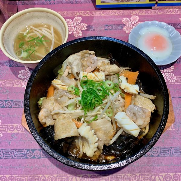 特製スパイシーだしソース&芝エビ&イカ&三元豚