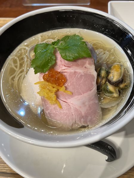 「貝とムール貝の汐そば」@麺処しろくろの写真