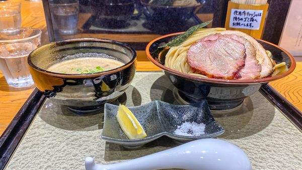 「スパイスカレーチャーシューつけ蕎麦 大 ¥1,700」@中華蕎麦 ひら井の写真