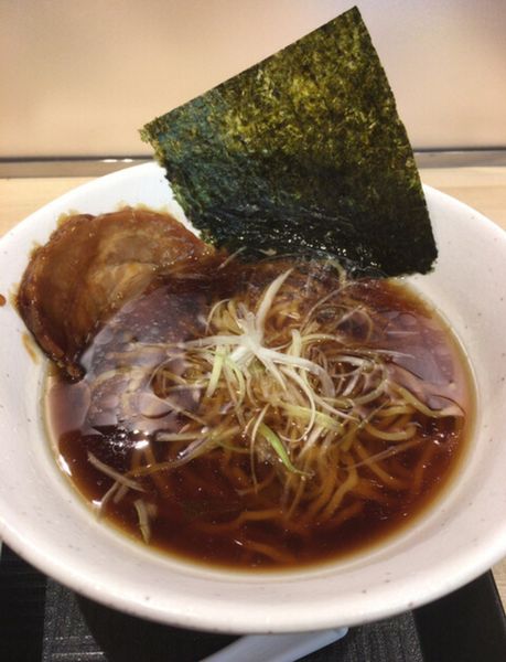 「しょうゆラーメン」@市川PA（首都高速湾岸線西行き)の写真