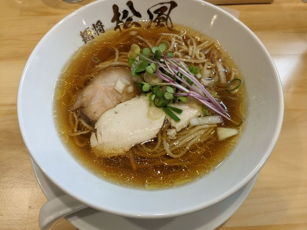 「特製淡麗鶏醤油そば」@麺将 松風の写真
