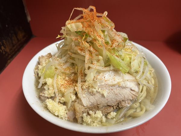 「小ラーメン(豚2枚) 850円ニンニク多めお土産豚1500円」@ラーメン二郎 ひばりヶ丘駅前店の写真