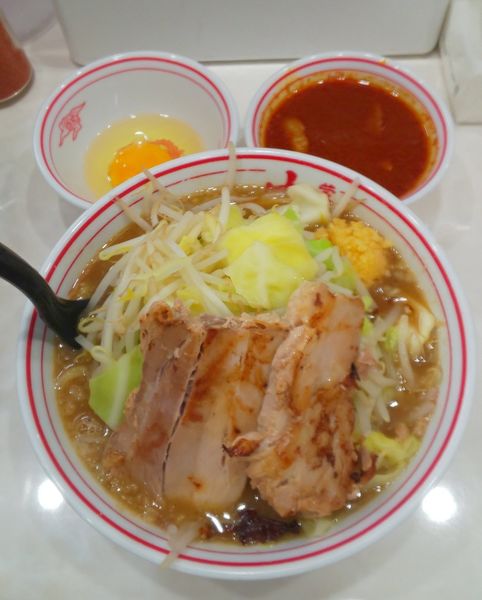 「一郎ラーメン」@蒙古タンメン 中本 千葉店の写真