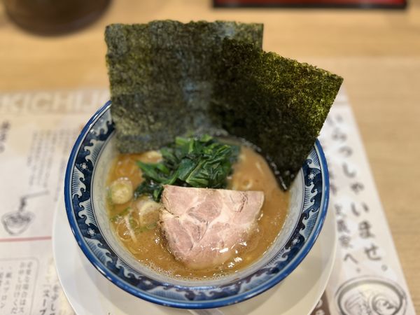 「武蔵家ラーメン[ 麺小盛り]700円(税込)」@吉祥寺 武蔵家 笹塚店の写真
