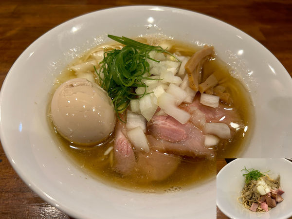 「【限定】にごり煮干中華そば850円、和え玉300円」@麺処 諭吉の写真