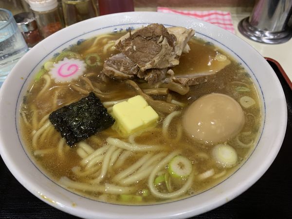 「中華そば（並）バター」@所沢大勝軒の写真