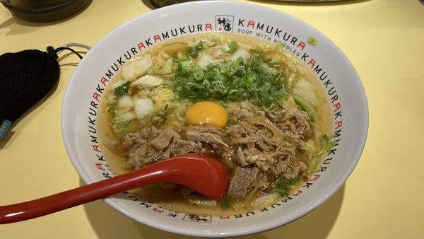 「期間限定 牛すき月見ラーメン」@どうとんぼり神座 新宿京王モール店の写真