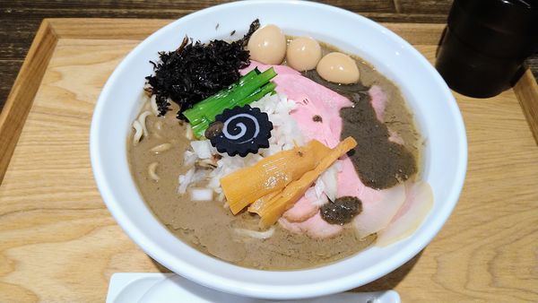 「誇張しすぎた濁り煮干シ+うずら」@NIBOSHIMANIAの写真