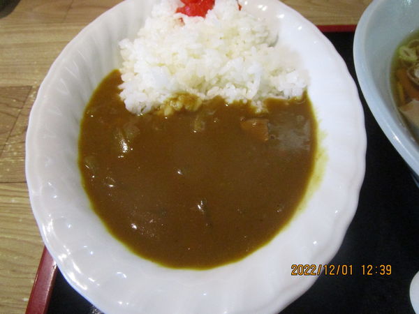 「ランチ：カレーライス・ラーメン 690円」@中華料理 日華の写真