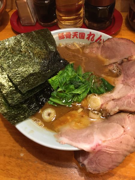 「豚骨天国　肉増し　990円　中ごはん　150円」@豚骨らーめん れんの写真