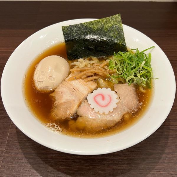 「醤油味玉ら〜めん」@麺や 河野の写真