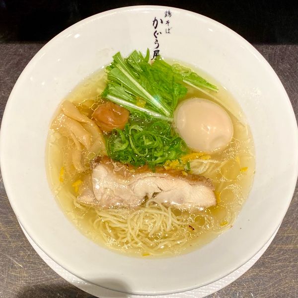 「味玉あっさり鶏そば（紀州南高梅トッピング）」@鶏そば かぐら屋 上野御徒町店の写真
