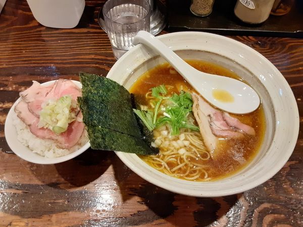 「煮干し中華そば　替え玉　まかない飯」@麺屋 武平の写真