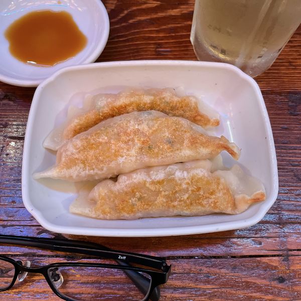 「キムチ餃子（3P）」@有楽町GYOZA待合室の写真