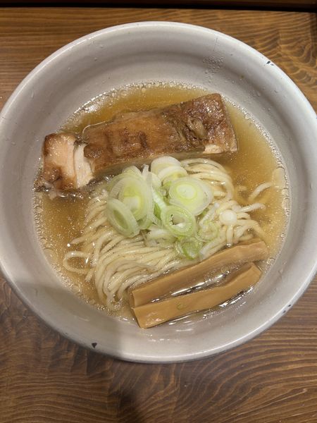 「らーめんmacro焼豚1枚（厚）1000円」@人類みな麺類 東京本店の写真