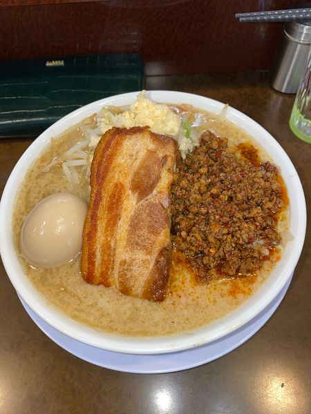 「男気味噌普通盛台湾ミンチ味玉¥1,260円」@らーめんまるはち 大垣店の写真