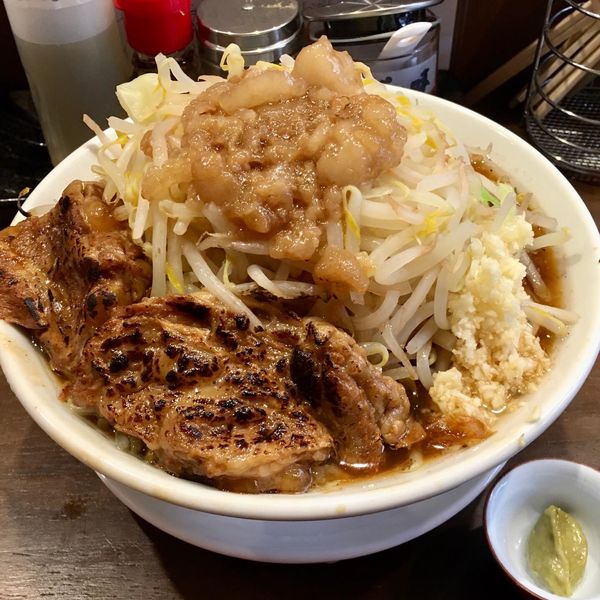 「ラーメンミニ 730円＋炙りソーキ(豚)1個 100円」@めん屋 五坊の写真