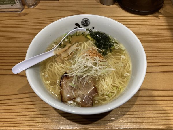 「塩らーめん」@塩らーめん専門 ひるがお 人形町店の写真