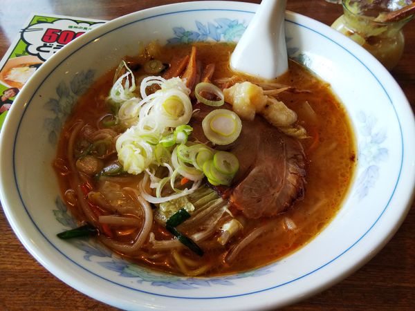 「味噌野菜ラーメン　※㋗で５００円　＋おろしニンニク：無料」@らーめんの ぼうやの写真