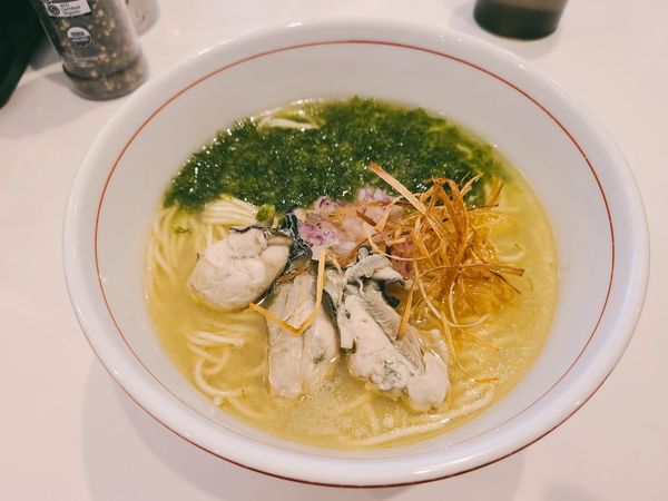 「カキの塩そば」@タマネギヘッドバッドの写真