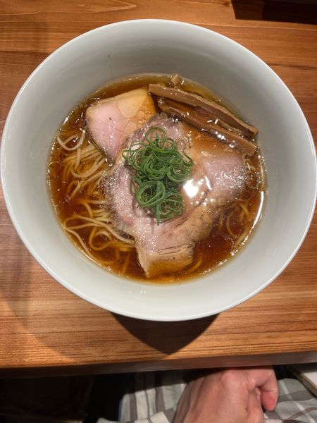 「醤油ラーメン 1,100円」@麺 ふじさきの写真