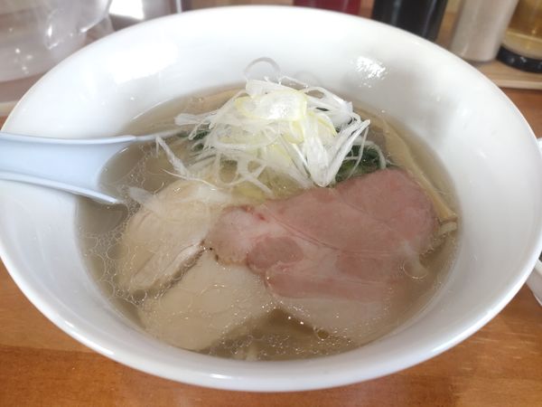 「貝出汁中華そば」@中華そば 芳の写真