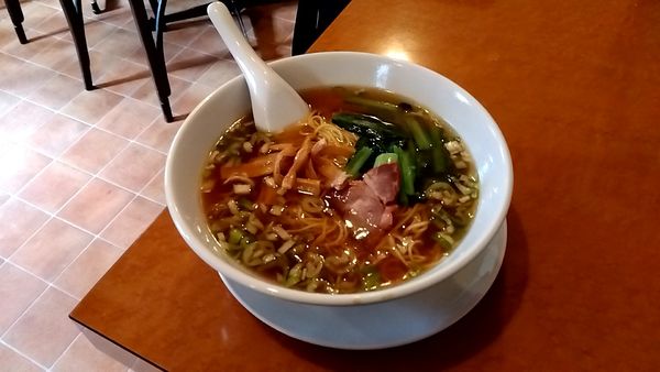「ラーメン(半チャーハンとのランチセットで820円)」@慶和楼の写真