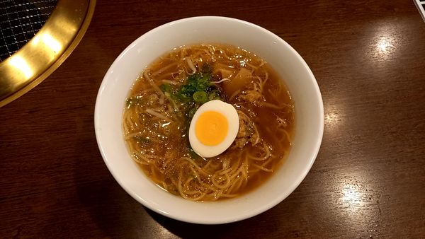 「牛骨ラーメン」@焼肉屋 大平門 田和山店の写真