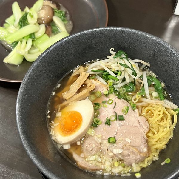 「中華蕎麦+炒蔬菜(半分)」@CHINESE DINING 瑞の写真