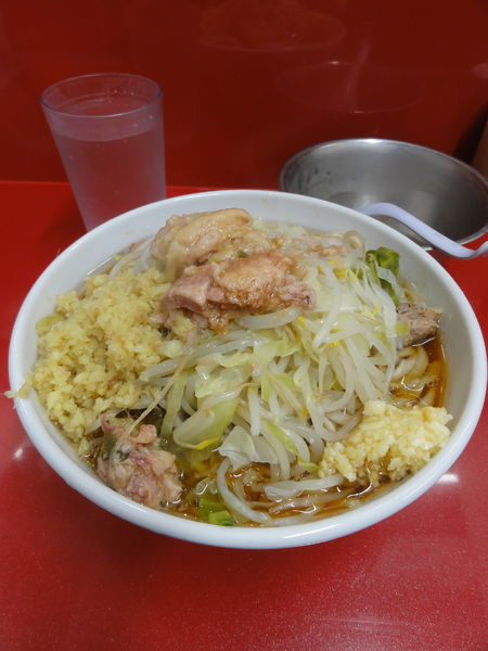 「小850円🥚50円生姜50円」@ラーメン二郎 越谷店の写真