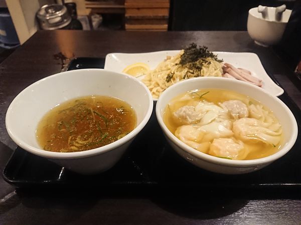 「つけそば(特製ワンタン付き・白だし)」@八雲の写真