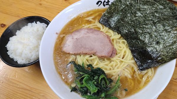 「ラーメン中、小ライス」@横浜家系ラーメン 武蔵境つばさ家の写真