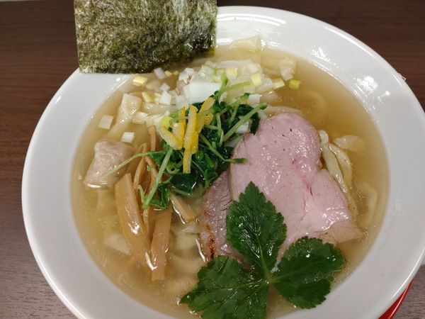 「手打ちわんたん麺　塩」@中華そば 麦笑 本所吾妻橋店の写真