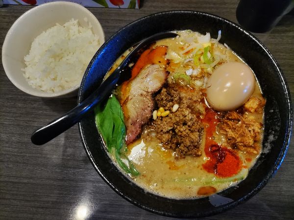 「担々麺·味玉·ほぐし豚·辛っれーの(+1)·白飯(小)」@つけ麺 陽の写真