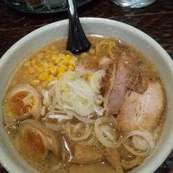 極味噌ラーメン880円メルマガクーポン味玉子・コーン無料