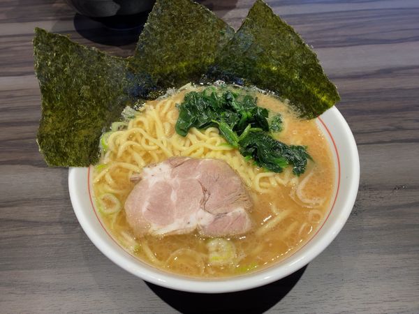 「塩豚骨ラーメン中盛」@横浜家系ラーメン 大将家の写真