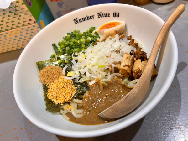 「まぜそば」@麺Dining Number Nine 09の写真