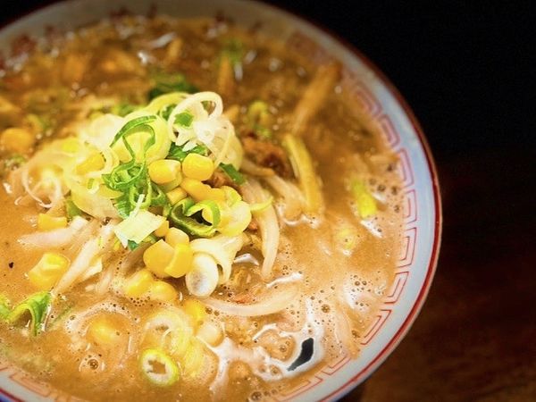 「濃厚焼き味噌らーめん 900円」@豚骨らーめん れんの写真