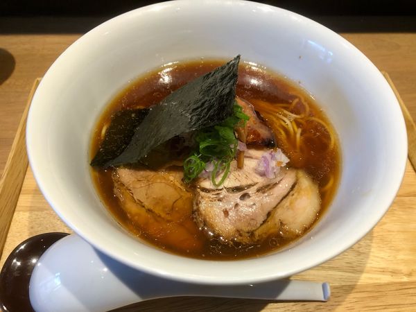 「らぁ麺(醤油)」@らぁ麺や 嶋の写真