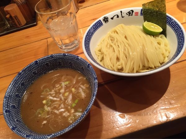 「濃厚つけ麺」@つじ田 飯田橋店の写真