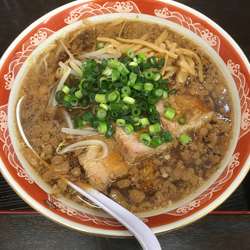 ラーメン(750円)