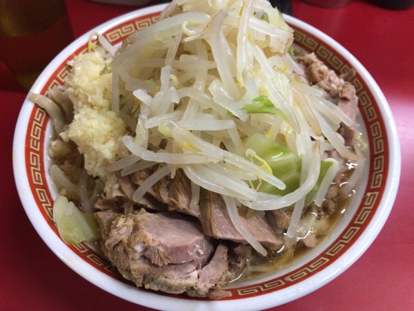 「小ラーメンW豚入り(ニンニク) 700円」@ラーメン二郎 目黒店の写真