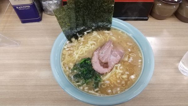 「中ラーメン」@奥津家の写真